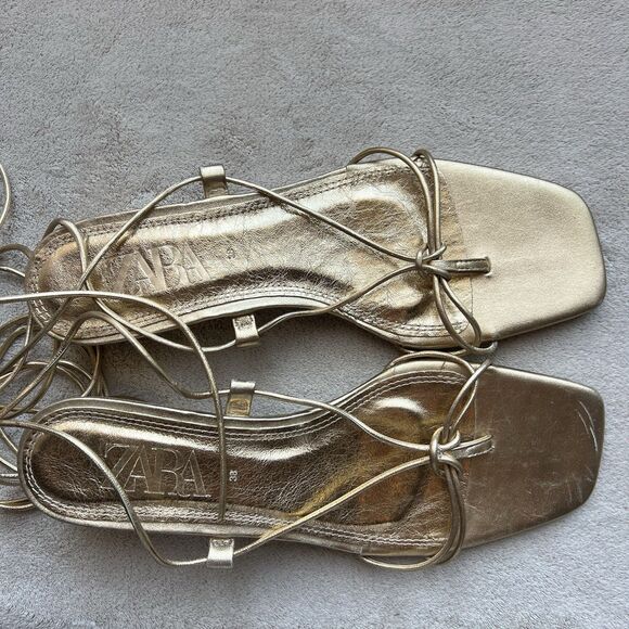 Zara Metallic Gold Low Heel Strappy Sandal Women EU 38 US 7.5 Casual Resort - Picture 5 of 16